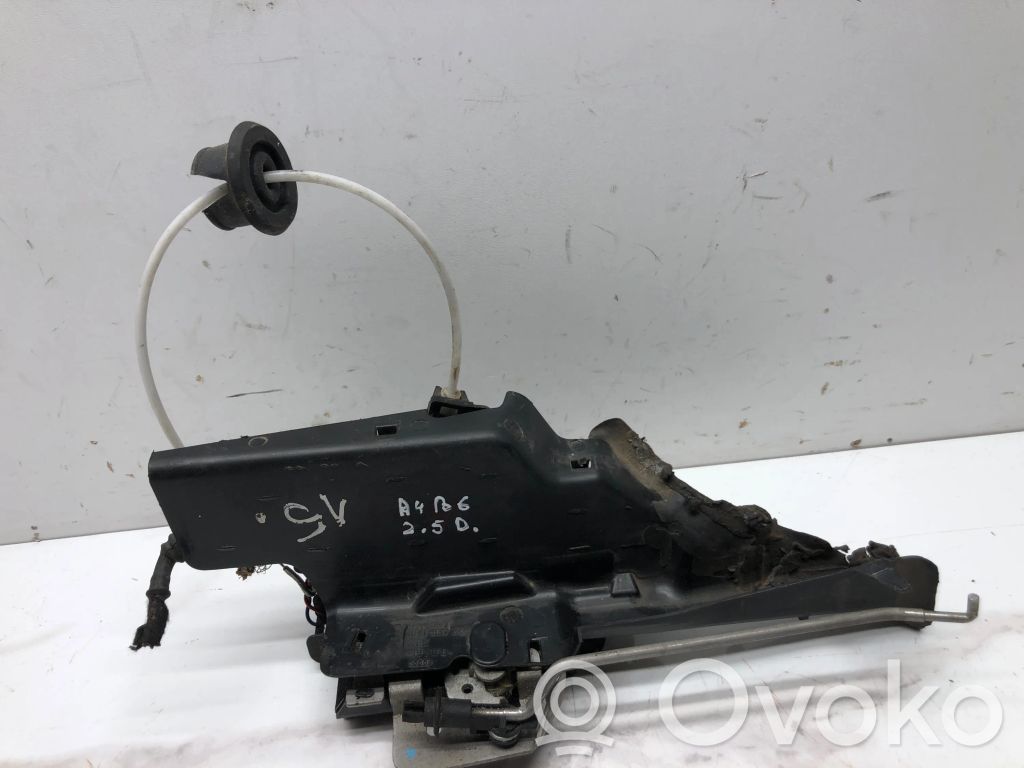 Audi A4 S4 B6 8E 8H Etuoven lukko 