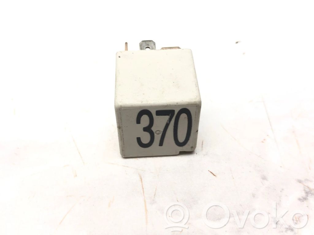Audi A6 S6 C6 4F Muu rele 
