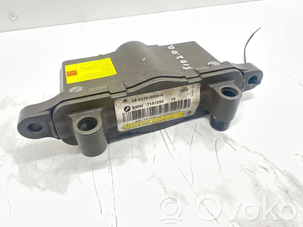 BMW 5 F10 F11 Engine bonnet/hood hinges 