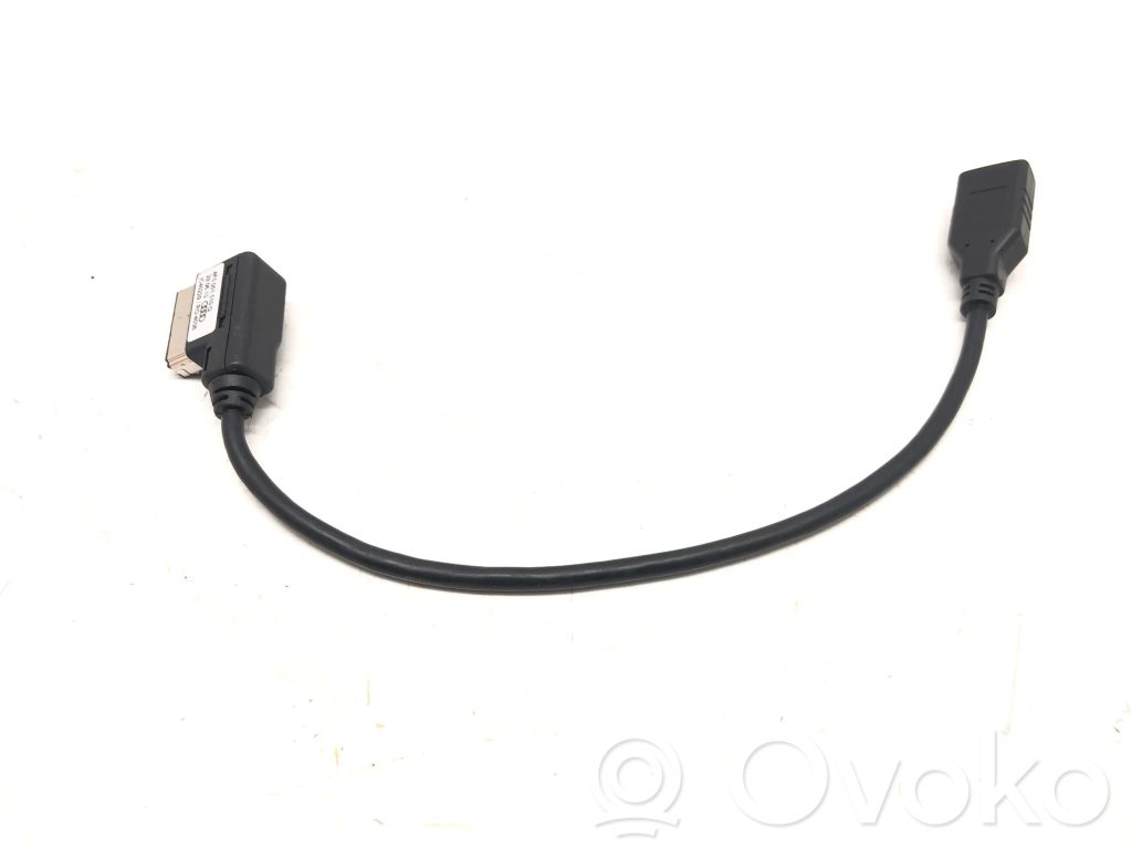Enchufe conector USB   4F0051510Q