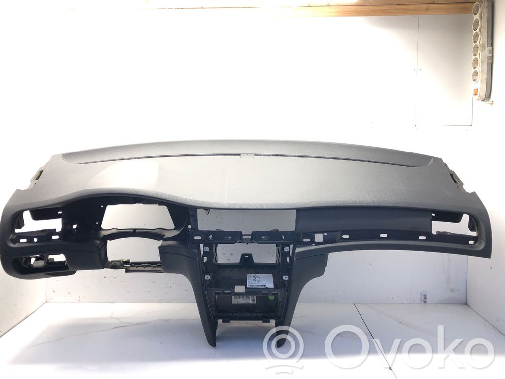 Skoda Superb B6 (3T) Panel de instrumentos 