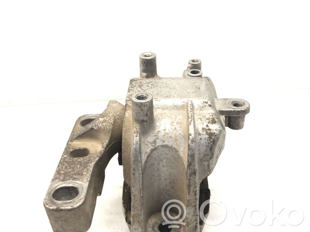 Engine mount bracket   1K0199262CN,1K0199262CJ