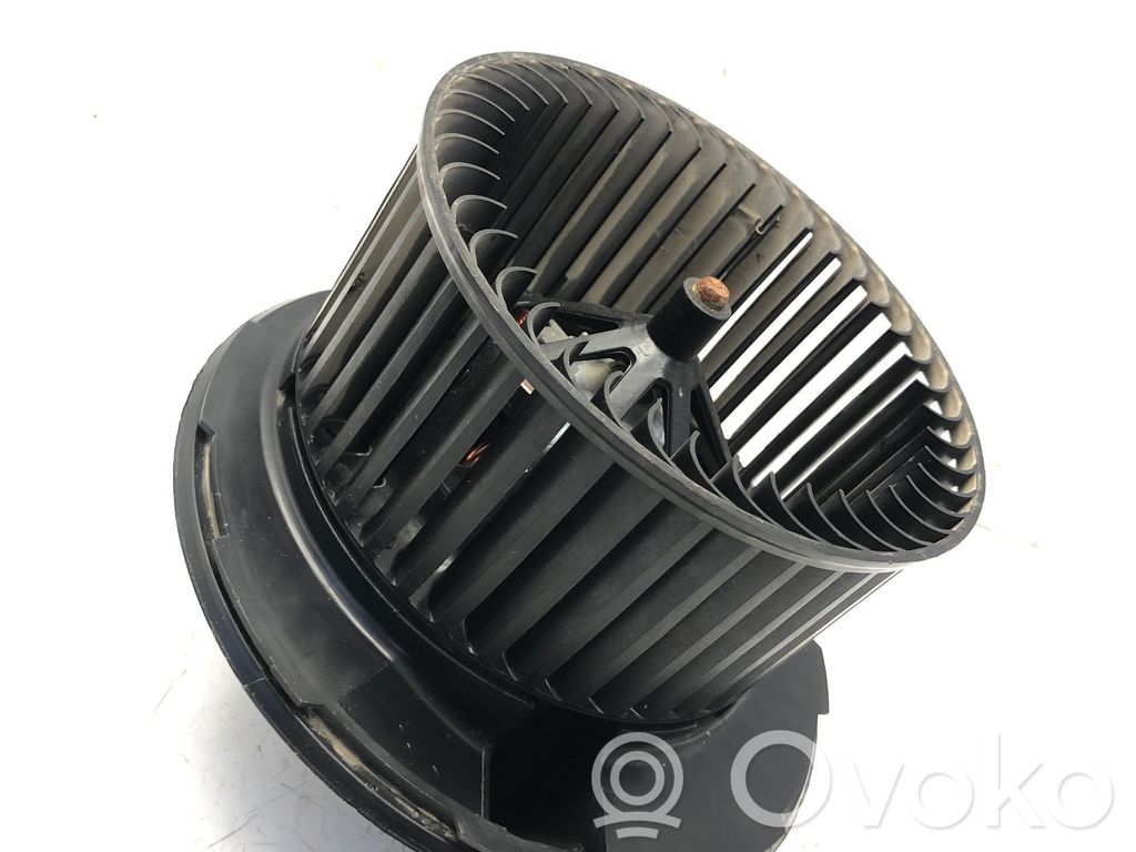 Volkswagen Caddy Mazā radiatora ventilators 