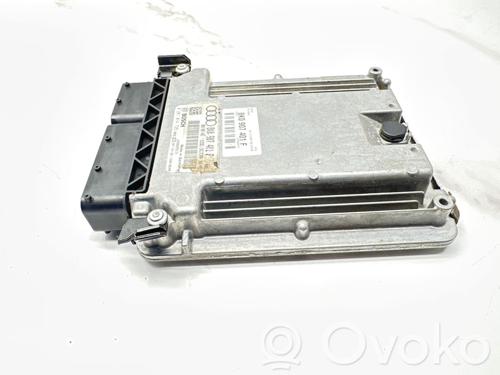 Audi A5 8T 8F Variklio valdymo blokas 