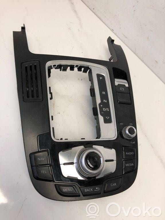 Audi A5 Sportback 8TA Console centrale, commande de multimédia l'unité principale 