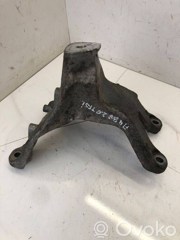 Audi A4 S4 B8 8K Engine mounting bracket 
