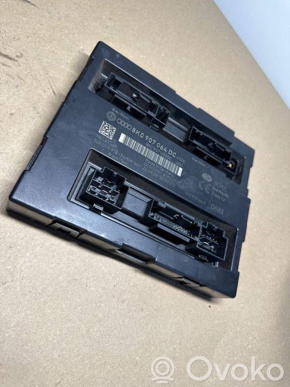 Audi A5 8T 8F Comfort/convenience module 