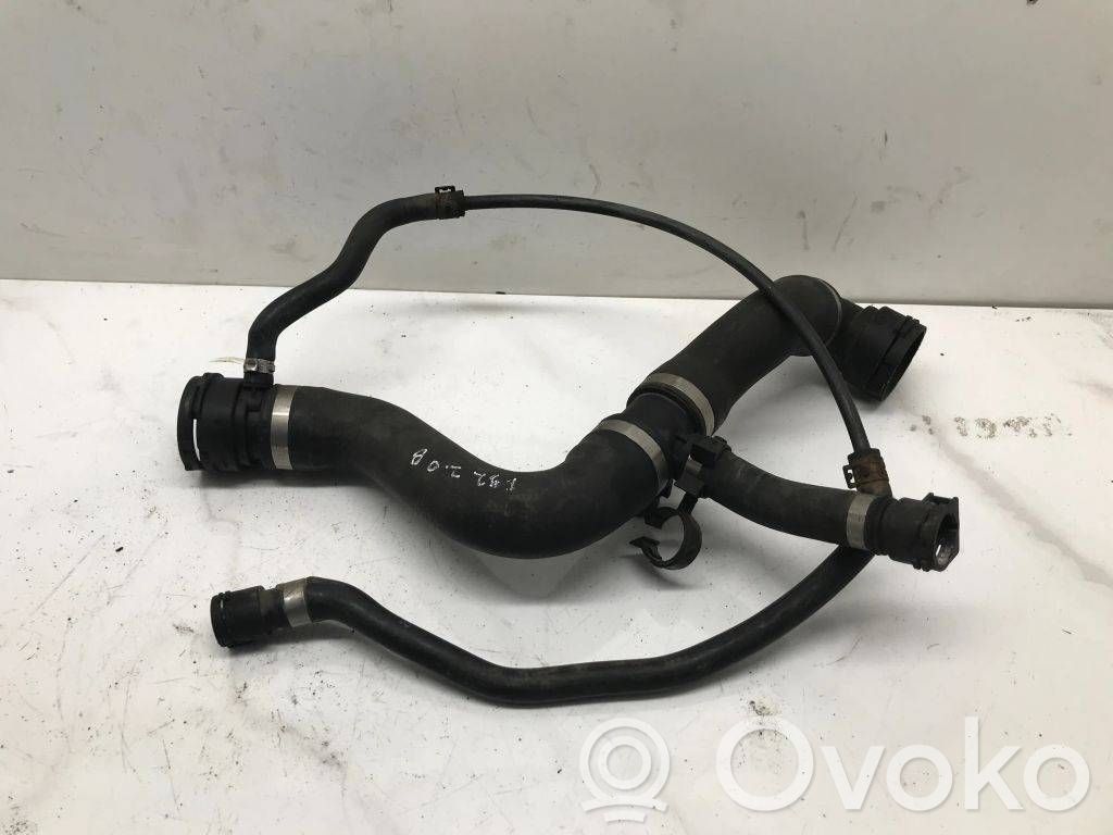 BMW 3 E92 E93 Engine coolant pipe/hose 