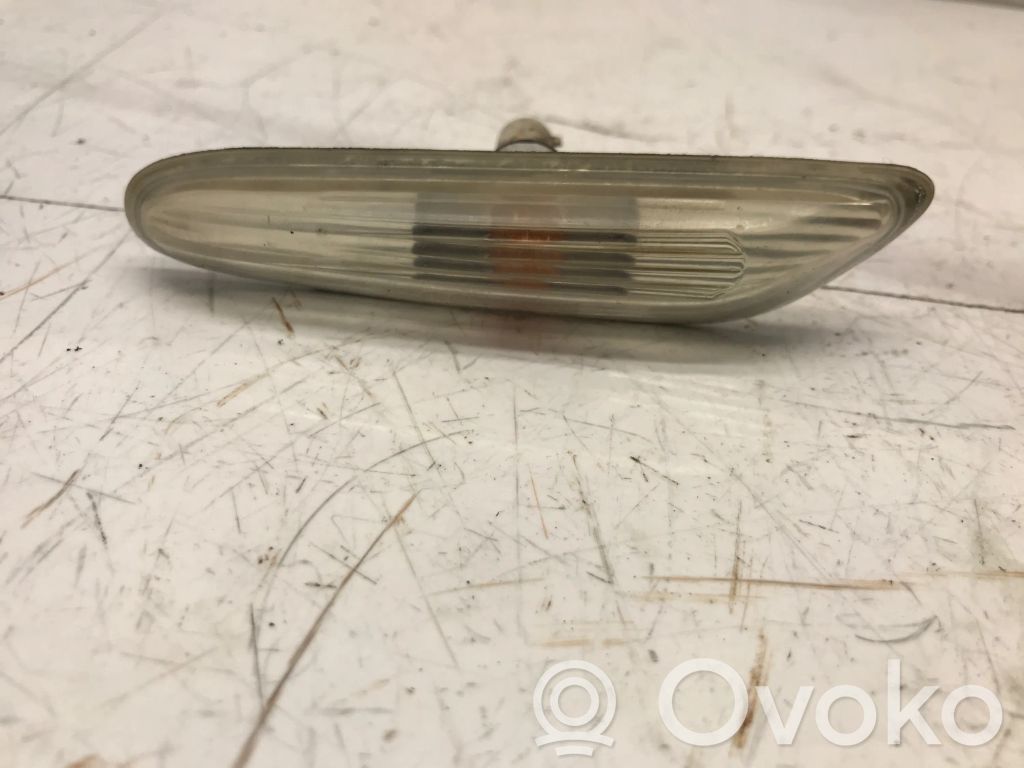 BMW 5 E60 E61 Front fender indicator light 