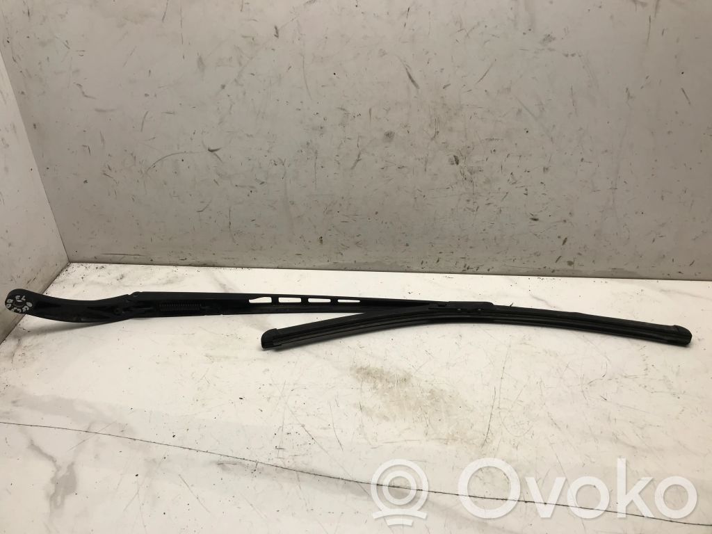 Audi A6 S6 C6 4F Scheibenwischer 
