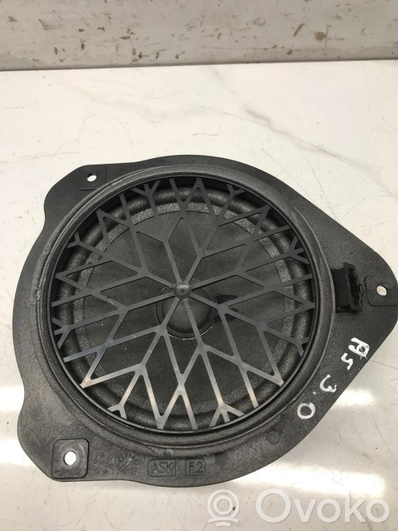 Audi A5 8T 8F Takaoven kaiutin 
