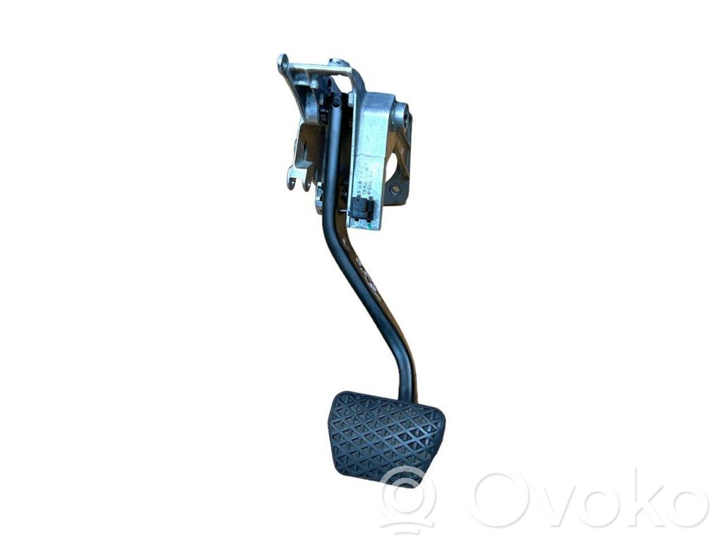 Brake pedal   35006751975,6751975,67871110,1160421,42322403