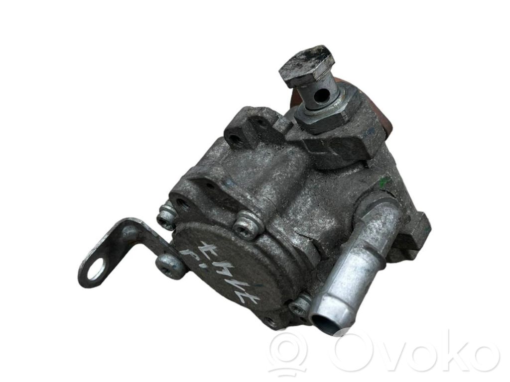 BMW 3 E90 E91 Power steering pump 