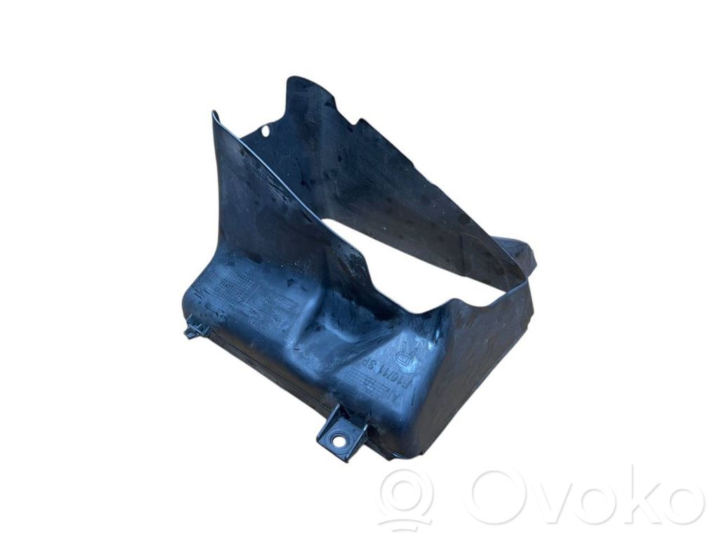 BMW 5 F10 F11 Wlot / Kanał powietrza intercoolera 