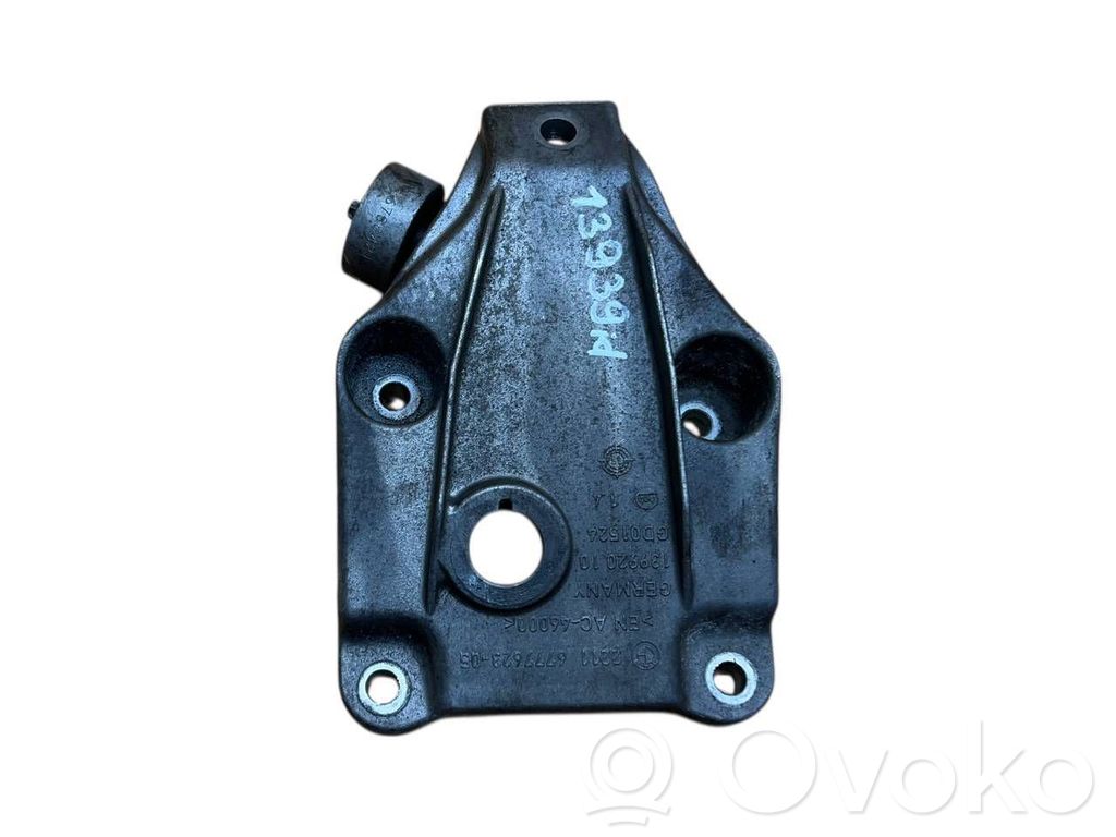BMW 6 F06 Gran coupe Engine mounting bracket 
