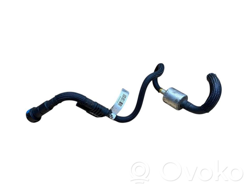 BMW 3 E92 E93 Fuel line pipe 