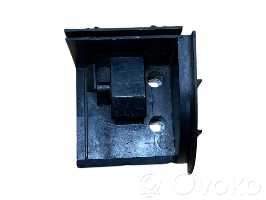 BMW X3 E83 Parcel shelf load cover mount bracket 