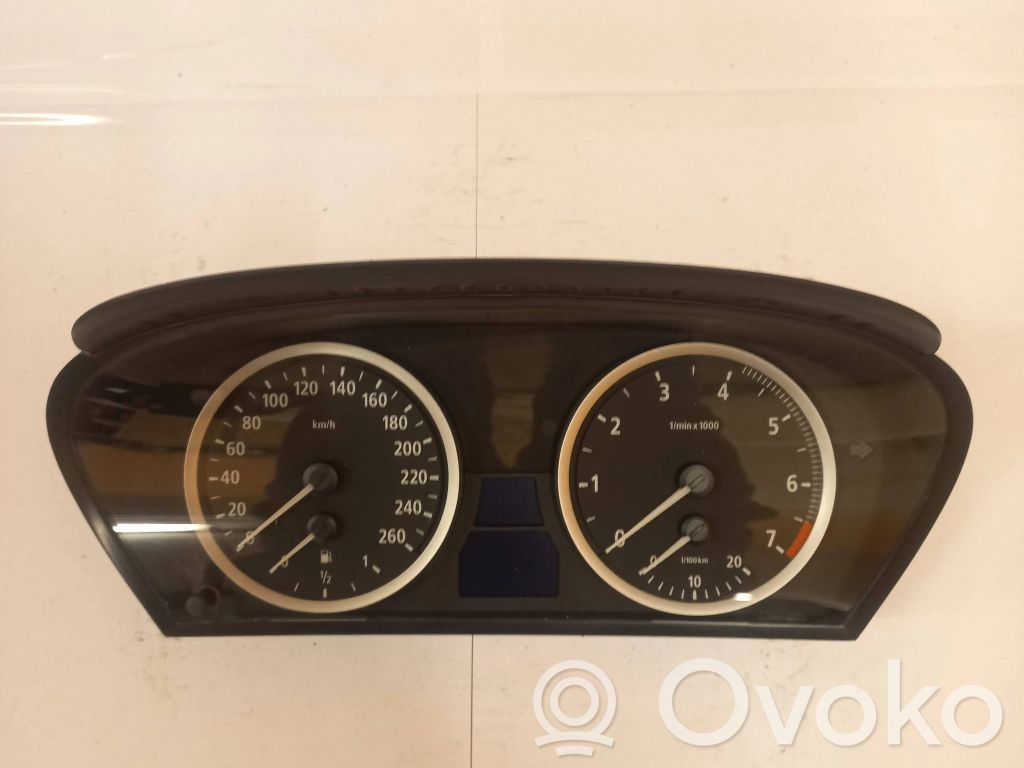 Speedometer (instrument cluster)   6974568,110080213,213478007716