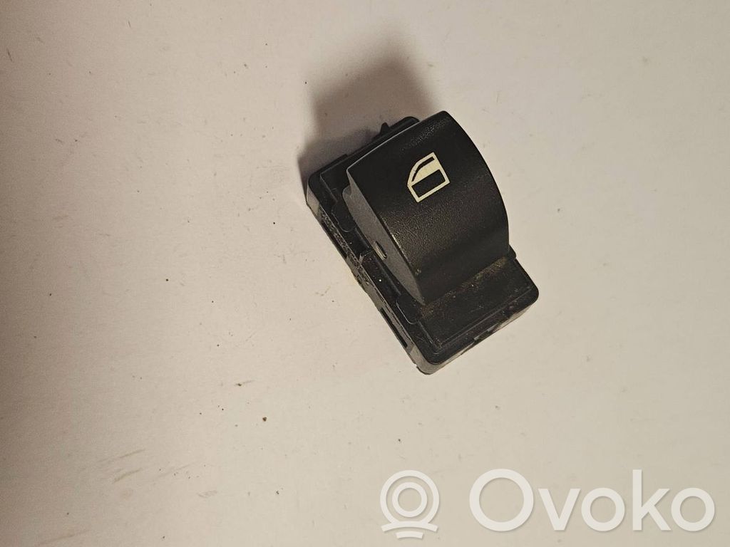 Electric window control switch   6945874