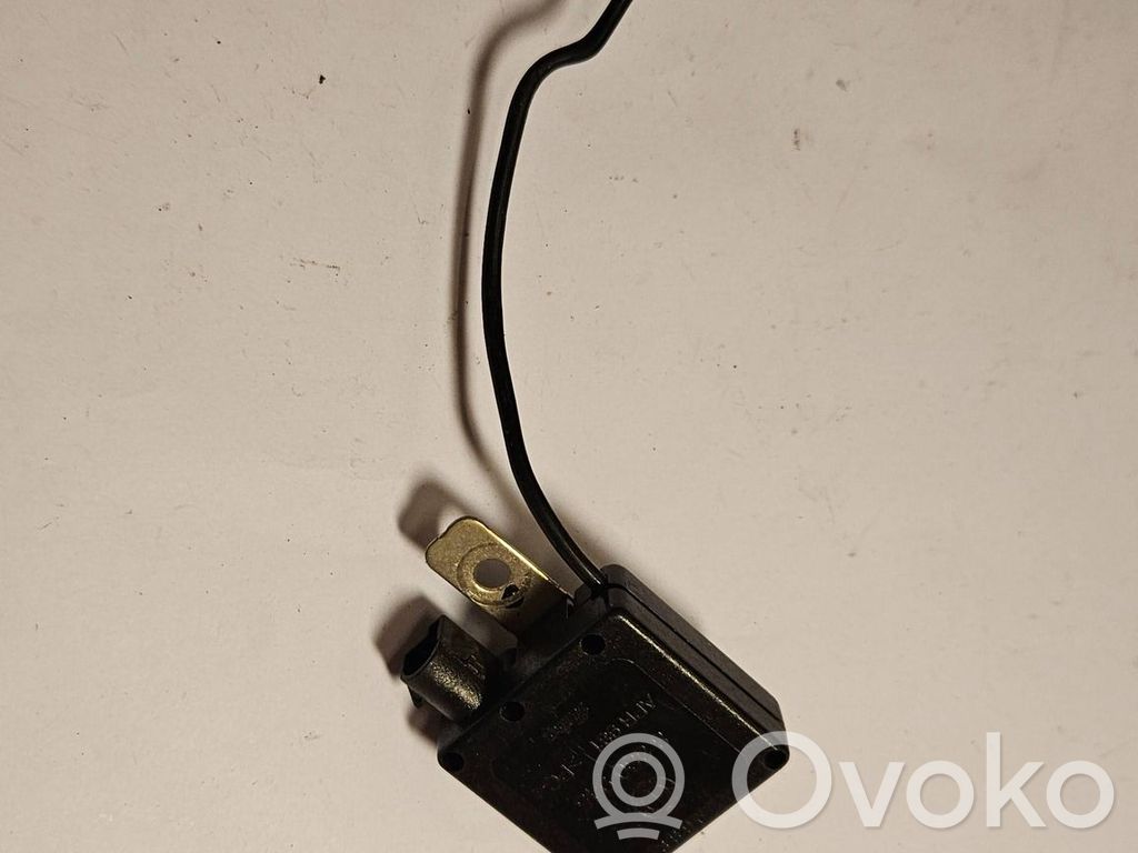 Amplificador de antena aérea   8380945