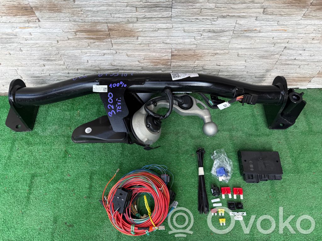 BMW 2 Active Tourer U06 Balkis tvirtinimo 