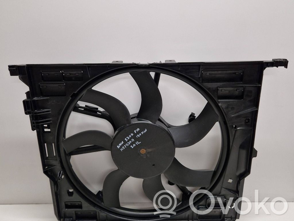 BMW 5 F10 F11 Elektryczny wentylator chłodnicy 