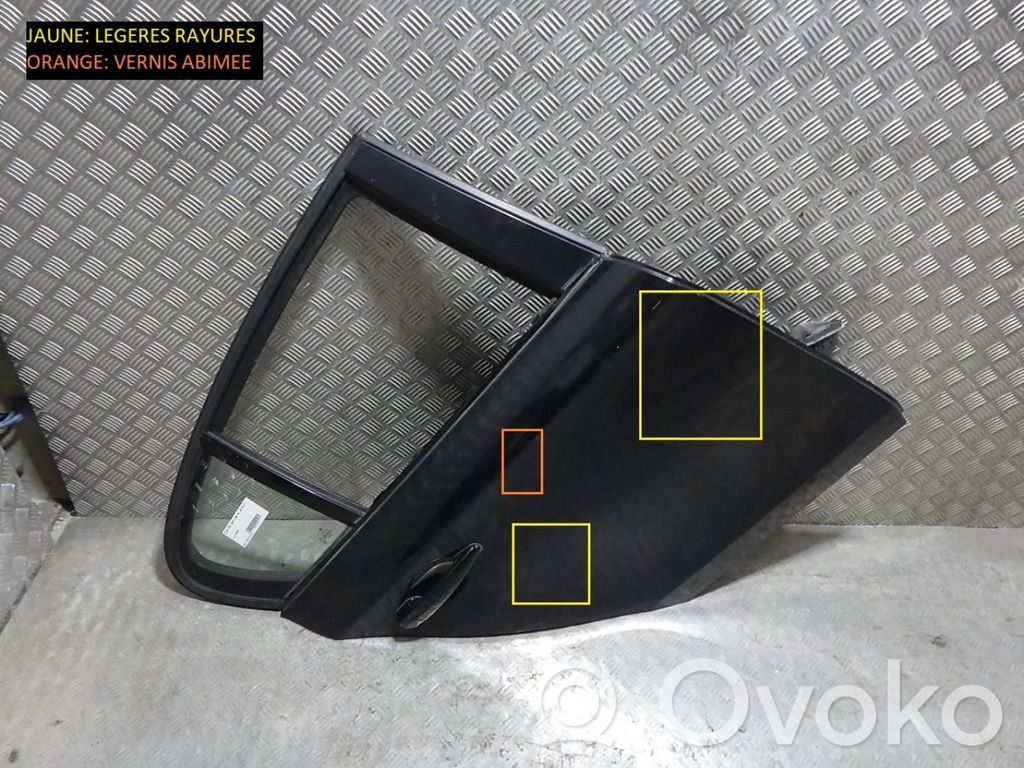 Rear door   41525A2A384