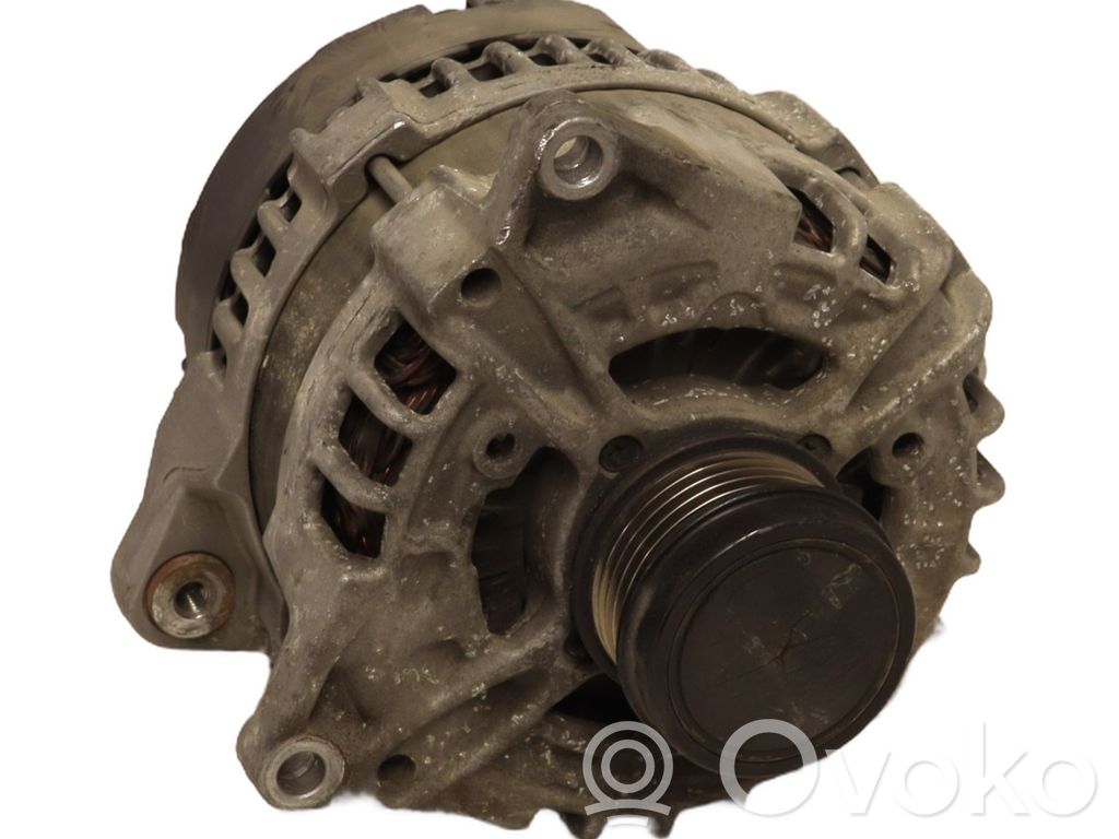 Mercedes-Benz B W246 W242 Alternator 