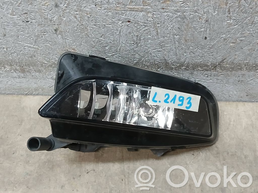 Etusumuvalo   1NE01083211,8V0941699D,0108321100272961