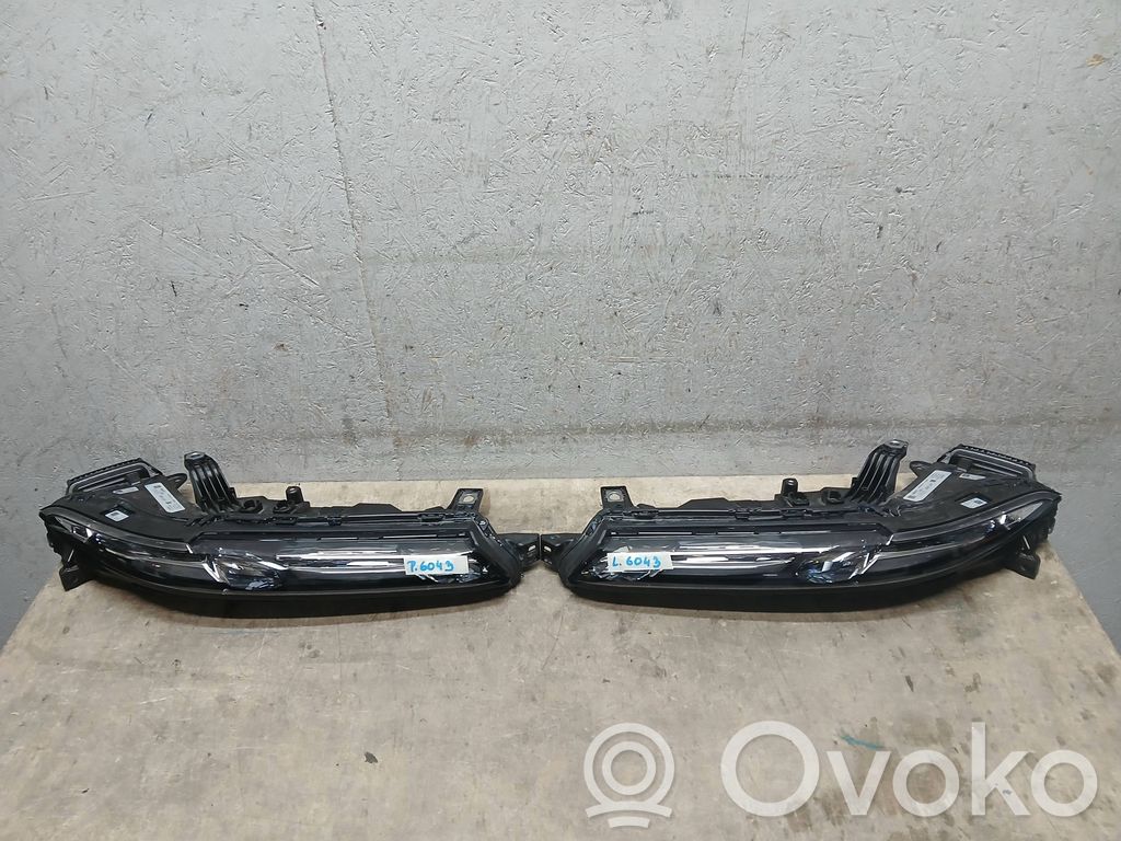 BMW X7 G07 Lampa przednia 