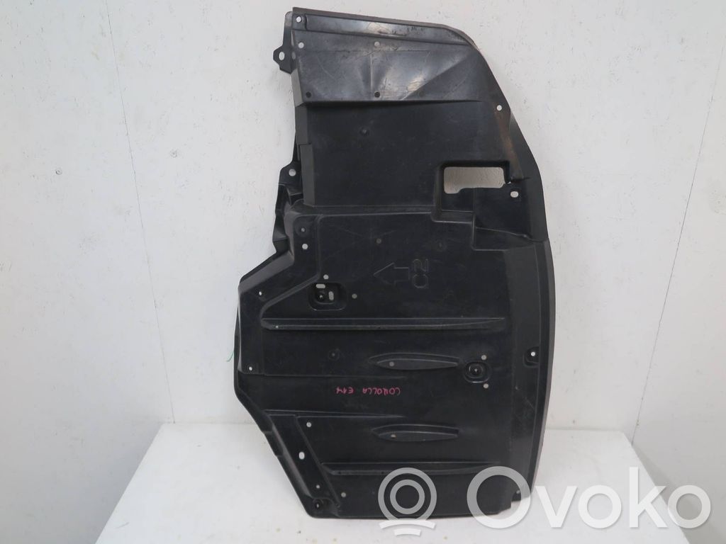 Toyota Corolla E160 E170 Osłona dolna silnika 