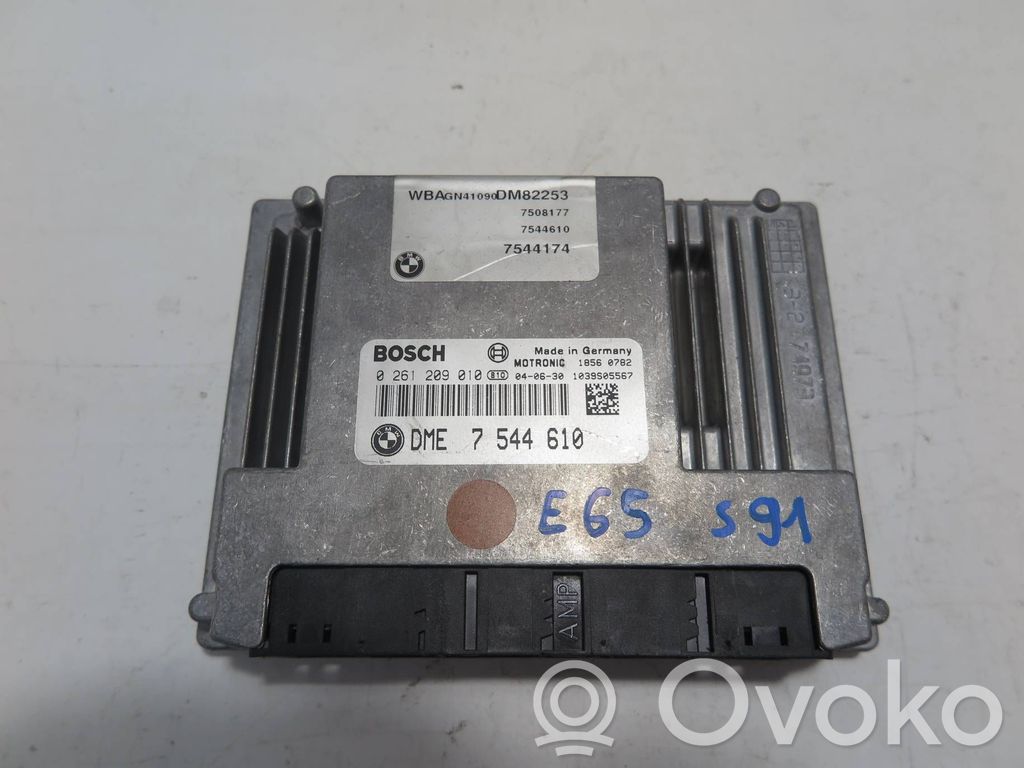 Dzinēja vadības bloks   7544610