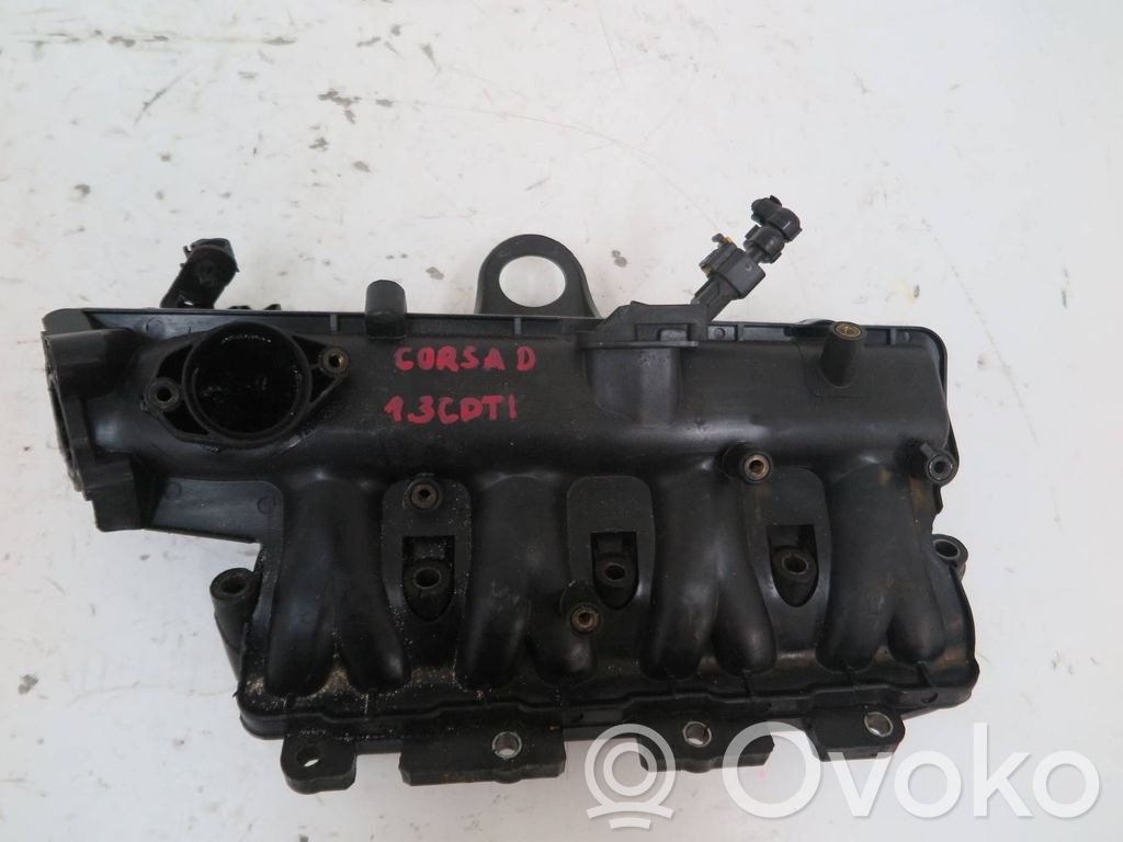 Opel Corsa D Colector de admisión 