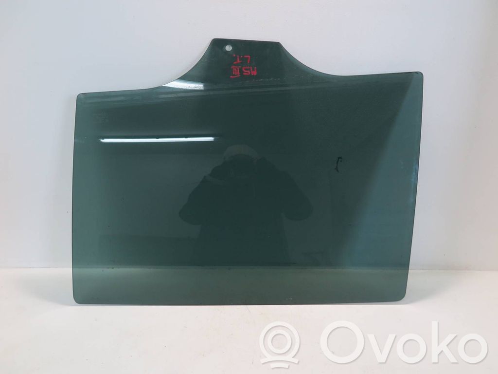 Mazda 5 Takaoven ikkunalasi 