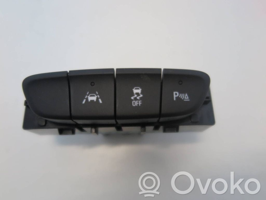 Opel Astra K Interruptor del sensor de aparcamiento (PDC) 