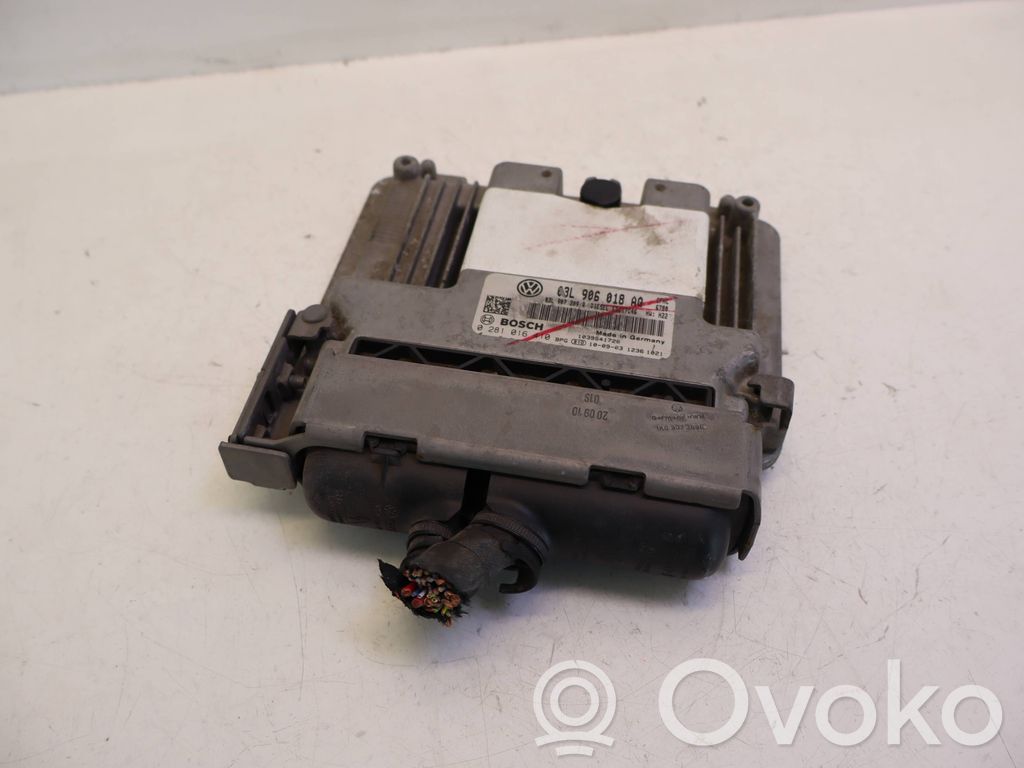 Volkswagen Golf VI Unidad de control/módulo del motor 