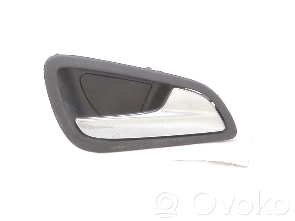 Ford Focus Front door interior handle 