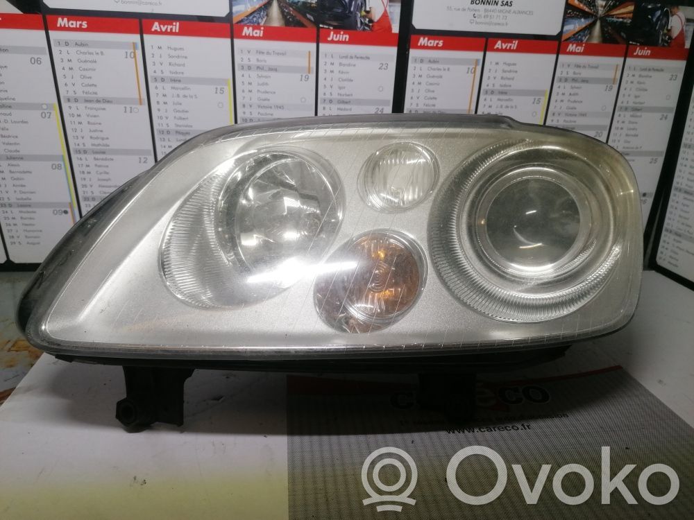 Volkswagen Touran I Lampa przednia 