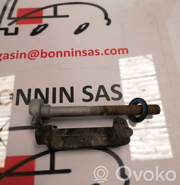 Takajarrusatula   9806036380,27400268,33462,VDMS18