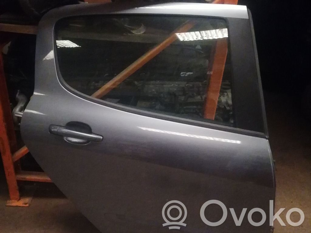 Peugeot 308 Krovinių (bagažinės) durys 