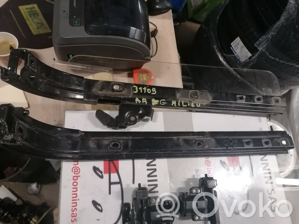 Ford B-MAX Galinės spynos varikliukas 