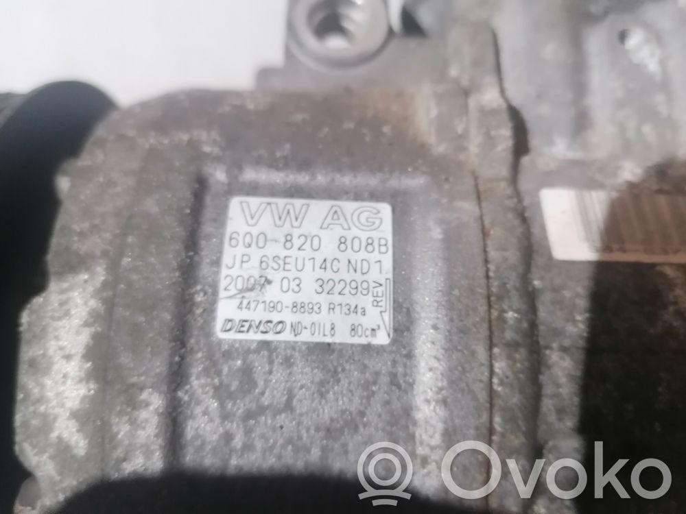 Volkswagen Polo Skraplacz / Chłodnica klimatyzacji 
