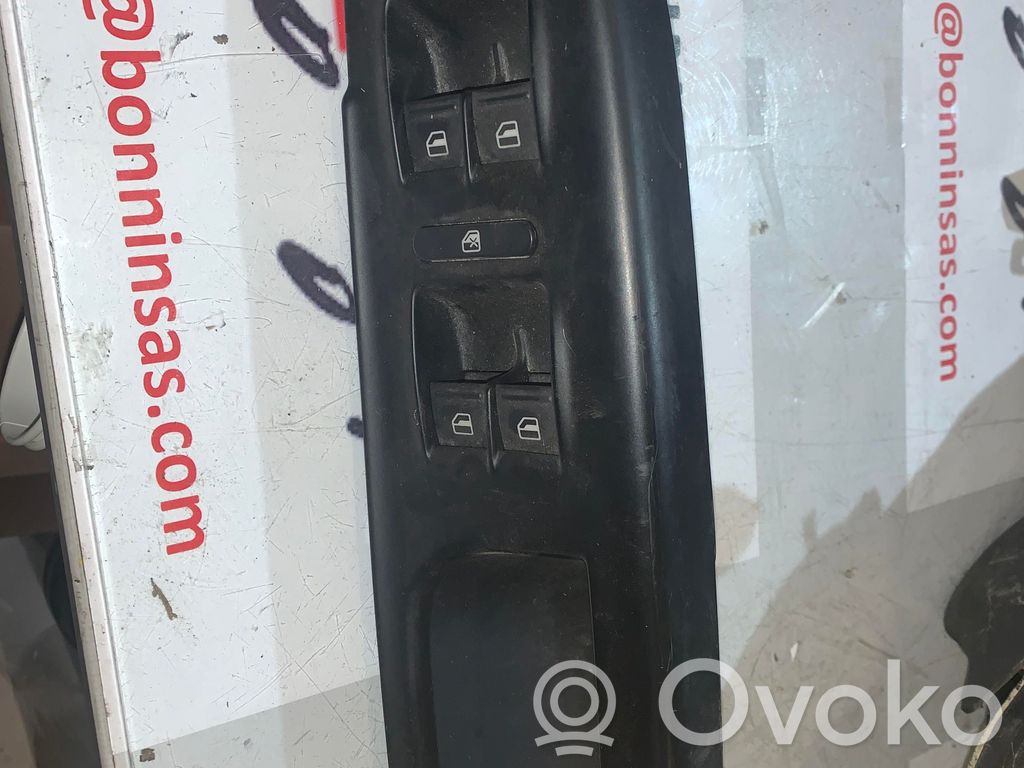 Volkswagen Golf IV Elektrinių langų jungtukas 