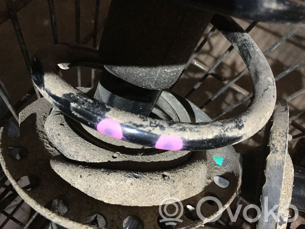 Dacia Sandero II Front coil spring 
