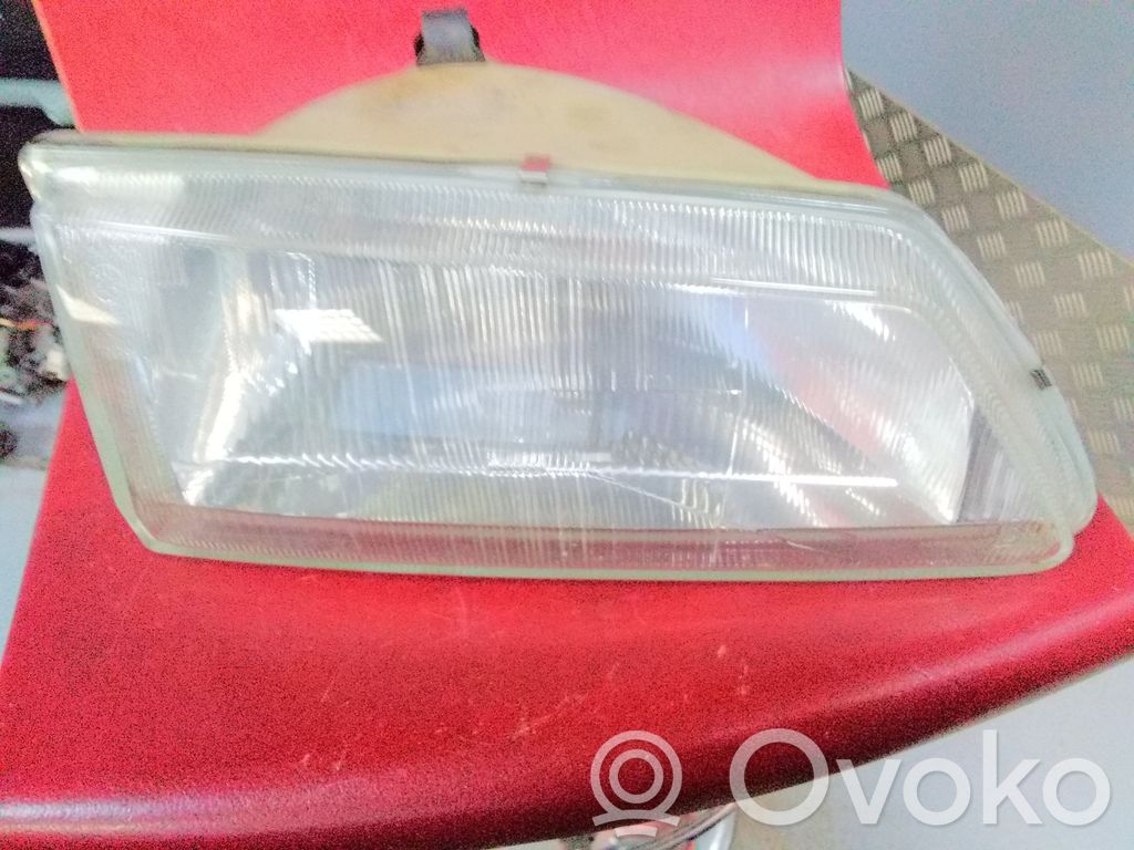 Peugeot 106 Headlight/headlamp 
