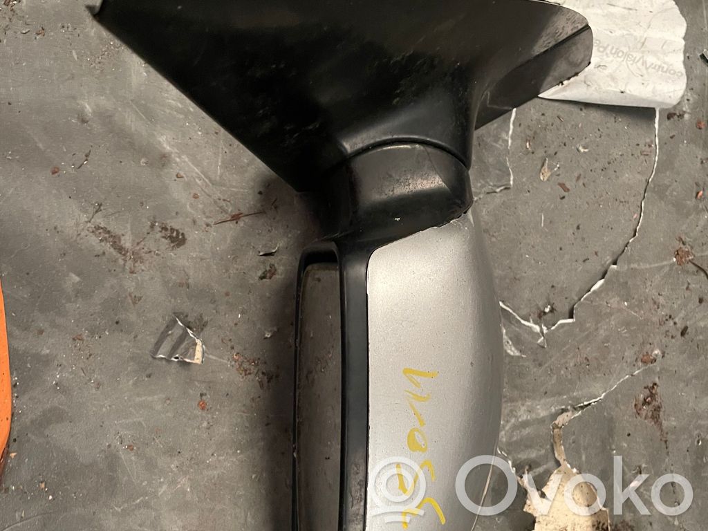 Ford Focus Front door electric wing mirror 