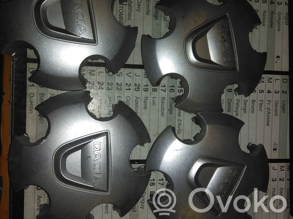 Puerta del maletero/compartimento de carga   403157451R,27406699,35907,VDMS18