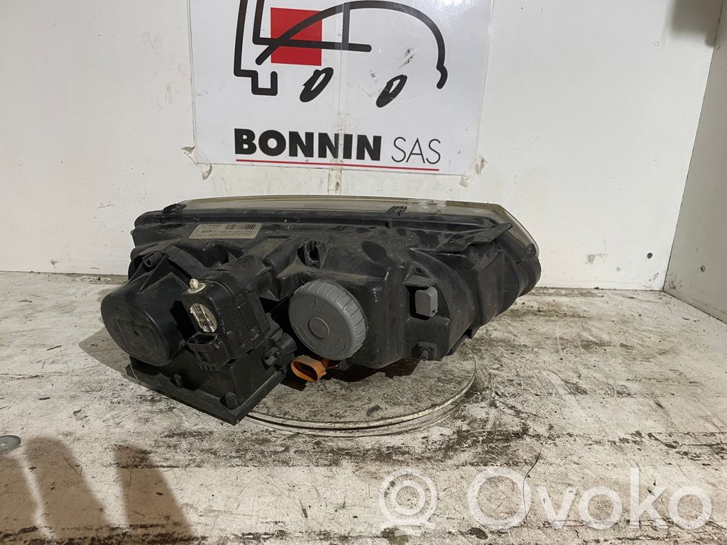 Renault Safrane Lampa przednia 