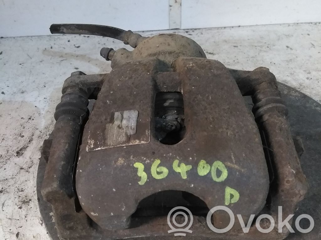 Citroen C2 Zacisk hamulcowy przedni 