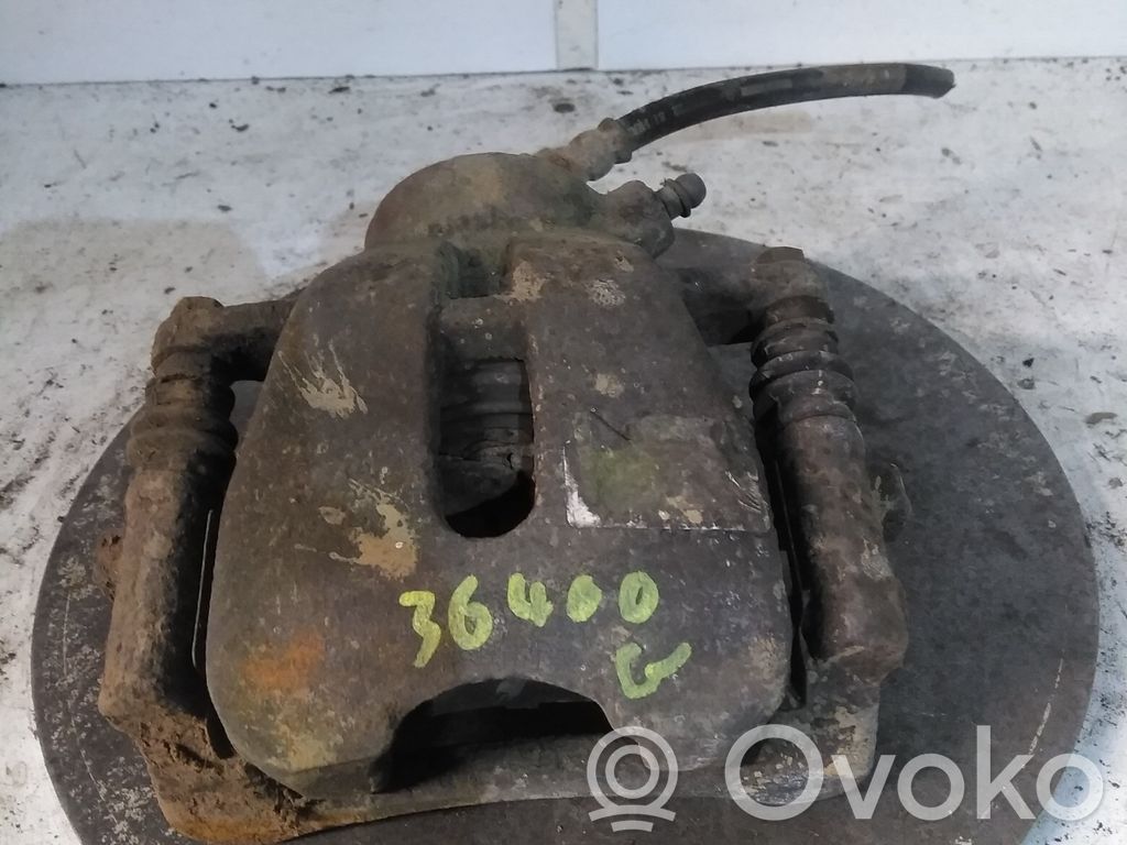 Citroen C2 Zacisk hamulcowy przedni 